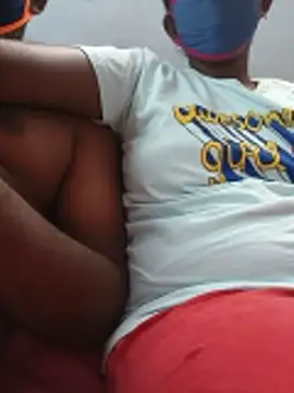 Snapshot of sweet_saranya chatting on June 22, 4:42 am sweet saranya online show from June 22, 4:42 am