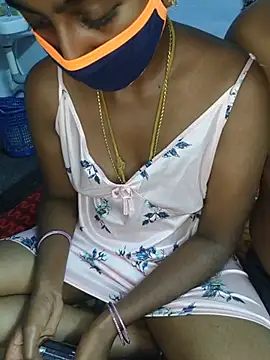 Snapshot of sweet_saranya chatting on July 20, 4:38 am sweet saranya online show from July 20, 4:38 am