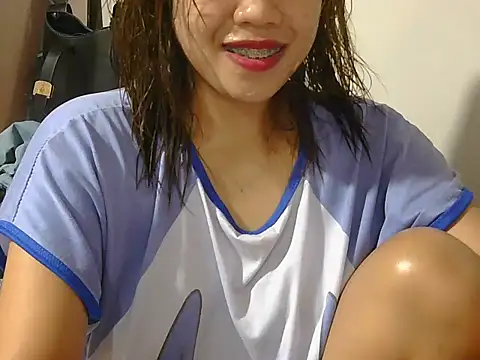 Snapshot of stellar0111 chatting on July 21, 12:18 pm stellar0111 online show from July 21, 12:18 pm