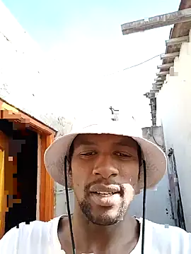 Snapshot of momokante chatting on June 10, 12:15 pm momokante online show from June 10, 12:15 pm