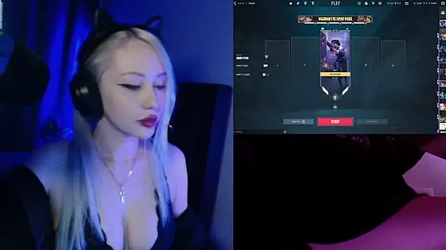 Snapshot of roxxyrowe chatting on June 30, 10:00 pm roxxyrowe online show from June 30, 10:00 pm