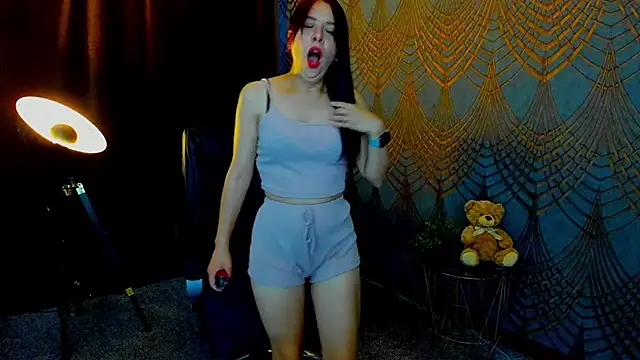 Snapshot of Livia_Shy chatting on June 9, 7:09 am Livia Shy online show from June 9, 7:09 am