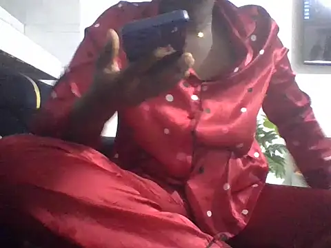 Snapshot of Amara254 chatting on June 24, 7:35 pm Amara254 online show from June 24, 7:35 pm