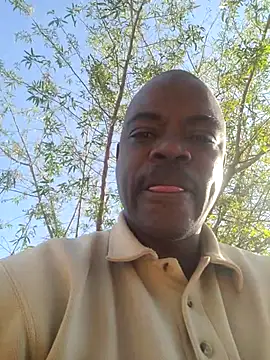 Snapshot of Rod_Gorilla chatting on July 9, 8:40 am Rod Gorilla online show from July 9, 8:40 am