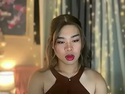 Snapshot of Horny_HoneyX chatting on July 5, 4:19 am Horny HoneyX online show from July 5, 4:19 am
