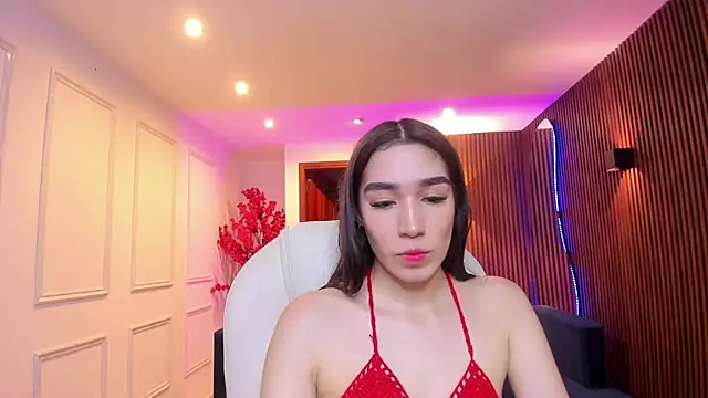 Snapshot of Emma_caarter_ chatting on July 29, 3:04 am Emma caarter online show from July 29, 3:04 am