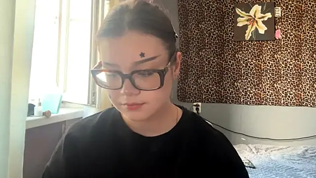 StellaCors online show from August 7, 2:08 pm
