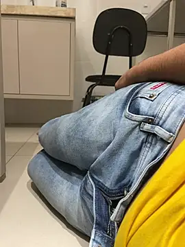 Snapshot of mineirinho3120 chatting on July 21, 6:43 pm mineirinho3120 online show from July 21, 6:43 pm