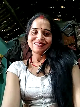 Snapshot of Cut_simran56 chatting on June 23, 6:00 am Cut simran56 online show from June 23, 6:00 am