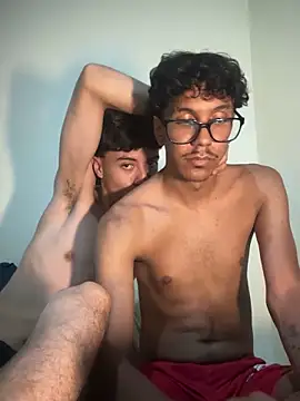 latinoshotsinterracial online show from June 28, 4:51 am