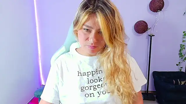 Snapshot of Sam_sexual_enjoyment chatting on July 7, 7:23 am Sam sexual enjoyment online show from July 7, 7:23 am