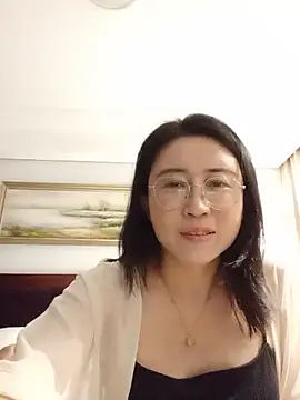 Snapshot of anyu-68 chatting on June 28, 4:18 am anyu-68 online show from June 28, 4:18 am