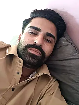 Snapshot of cuteboyaadi chatting on August 2, 9:08 am cuteboyaadi online show from August 2, 9:08 am