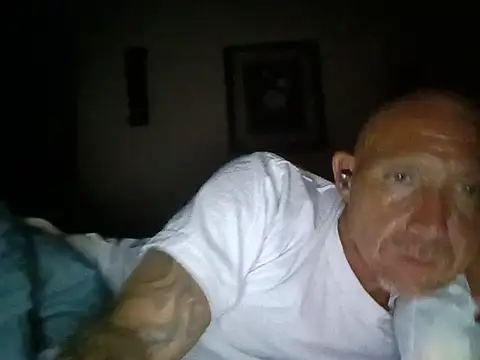Snapshot of Rudedawg7900 chatting on July 6, 8:44 am Rudedawg7900 online show from July 6, 8:44 am