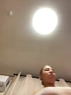 xLexi online show from July 24, 9:02 pm