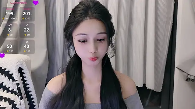 Snapshot of lulu-789 chatting on July 28, 12:48 pm lulu-789 online show from July 28, 12:48 pm