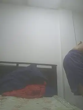 frankfoxi online show from August 4, 2:04 am