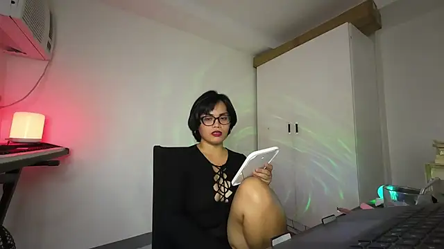 MysticMara online show from June 14, 12:07 pm