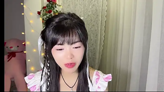 Snapshot of inlkitten chatting on July 15, 3:39 pm inlkitten online show from July 15, 3:39 pm