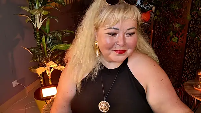 Snapshot of EvaMurller chatting on July 4, 9:26 am EvaMurller online show from July 4, 9:26 am