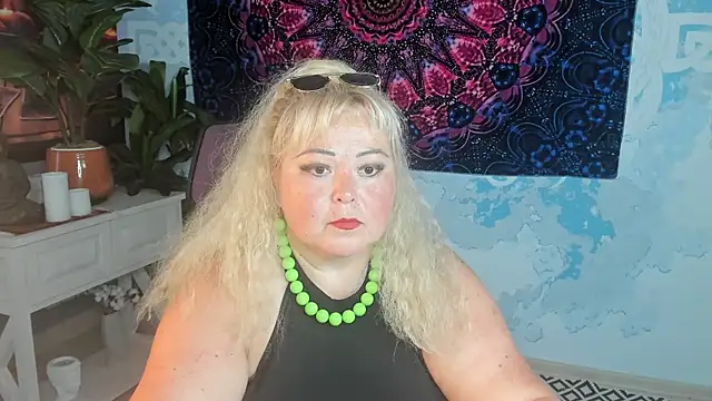 Snapshot of EvaMurller chatting on July 24, 9:18 am EvaMurller online show from July 24, 9:18 am