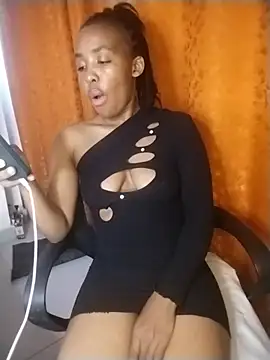 sexxy ebony red online show from July 6, 12:02 pm