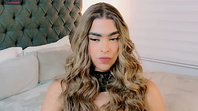 Snapshot of Scarlethvhonparker chatting on September 27, 2:05 am Scarlethvhonparker online show from September 27, 2:05 am