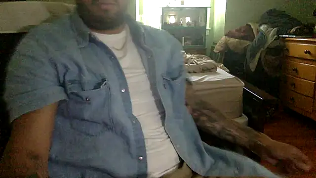 Snapshot of greatalexxxandro chatting on June 13, 3:54 pm greatalexxxandro online show from June 13, 3:54 pm