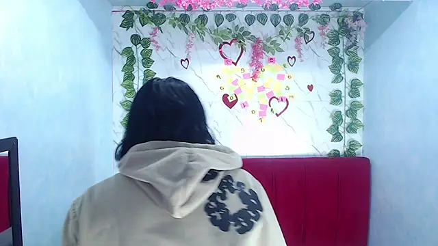 Snapshot of amara_rose101 chatting on June 27, 3:11 am amara rose101 online show from June 27, 3:11 am
