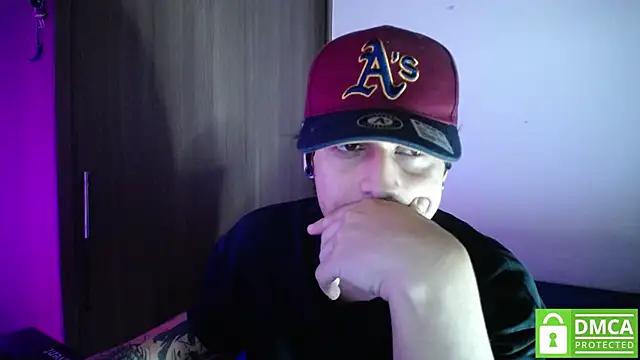 Greg leach online show from June 15, 10:01 pm