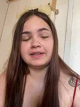Snapshot of bella__hott chatting on July 28, 4:16 pm bella hott online show from July 28, 4:16 pm
