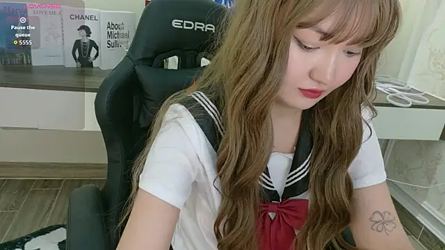 Snapshot of sakuraclover chatting on July 29, 3:32 pm sakuraclover online show from July 29, 3:32 pm