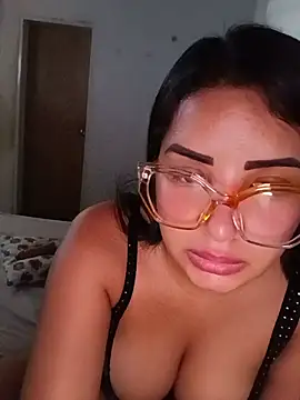 K AriDoll online show from June 19, 7:17 pm