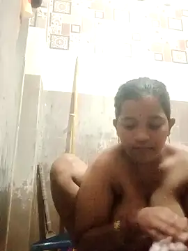 Snapshot of vanithaa_telugu chatting on July 24, 10:57 am vanithaa telugu online show from July 24, 10:57 am