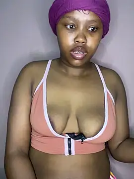 Snapshot of Pumpkin_xx chatting on June 13, 3:32 pm Pumpkin xx online show from June 13, 3:32 pm