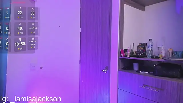 Snapshot of isajackson chatting on June 16, 8:11 pm isajackson online show from June 16, 8:11 pm