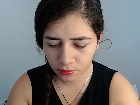 Snapshot of Luna_zoe chatting on June 19, 8:34 pm Luna zoe online show from June 19, 8:34 pm