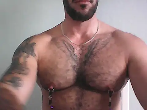 Snapshot of mrbighairychest chatting on June 27, 12:15 am mrbighairychest online show from June 27, 12:15 am