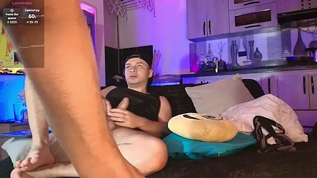 paisas horny99 online show from July 12, 5:48 pm