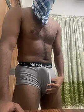 Snapshot of mr_shhw chatting on July 6, 7:49 pm mr shhw online show from July 6, 7:49 pm