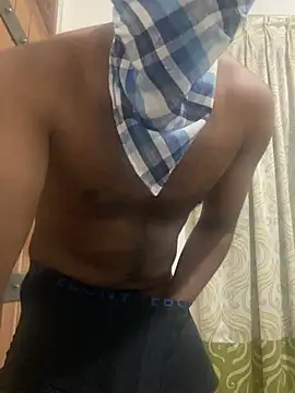 Snapshot of mr_shhw chatting on August 5, 4:43 pm mr shhw online show from August 5, 4:43 pm