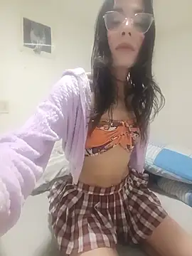 IsabellT online show from August 2, 7:29 am