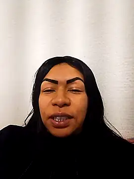 Snapshot of _Ana_paula_ chatting on June 25, 4:23 am Ana paula online show from June 25, 4:23 am