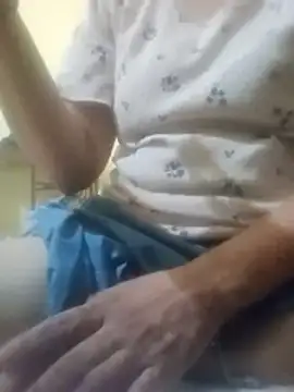 Snapshot of cutiegirlll chatting on June 22, 9:17 am cutiegirlll online show from June 22, 9:17 am