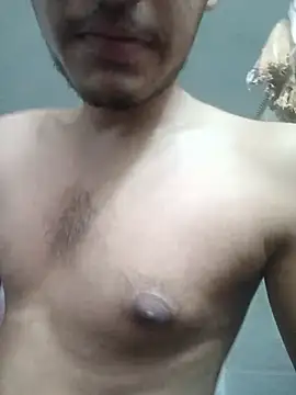 Snapshot of Adityasighn chatting on July 15, 9:14 am Adityasighn online show from July 15, 9:14 am