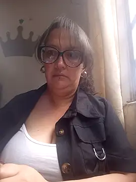  Saraqueen-- online show from July 21, 8:55 pm