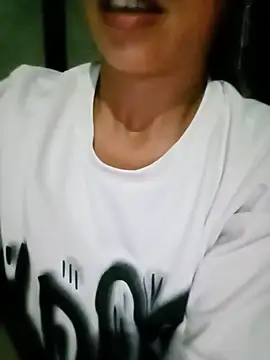 Snapshot of Helen-nn chatting on July 1, 11:56 am Helen-nn online show from July 1, 11:56 am