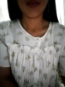 Snapshot of Helen-nn chatting on July 11, 10:22 pm Helen-nn online show from July 11, 10:22 pm