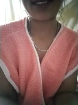 Snapshot of Helen-nn chatting on July 30, 11:53 am Helen-nn online show from July 30, 11:53 am