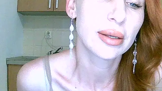 Snapshot of AimeeAlan chatting on July 2, 2:01 pm AimeeAlan online show from July 2, 2:01 pm